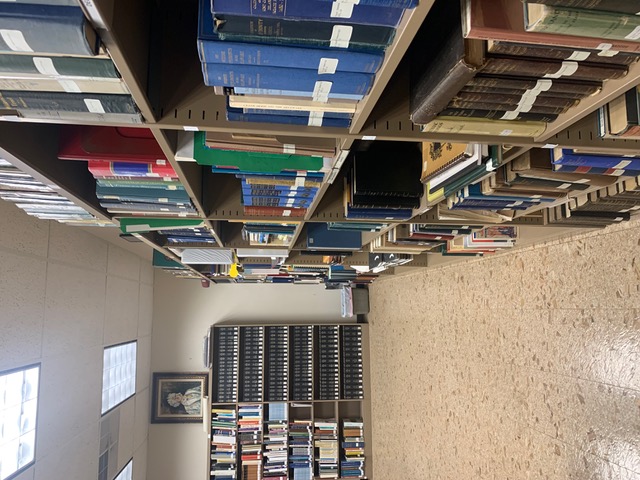 Image of room withe shelves of genealogy books